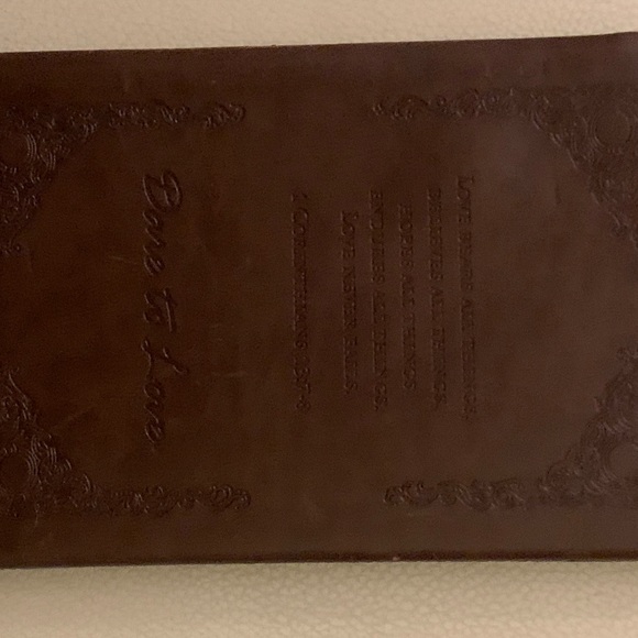 The Love Dare "Shauna" - Picture 3 of 10